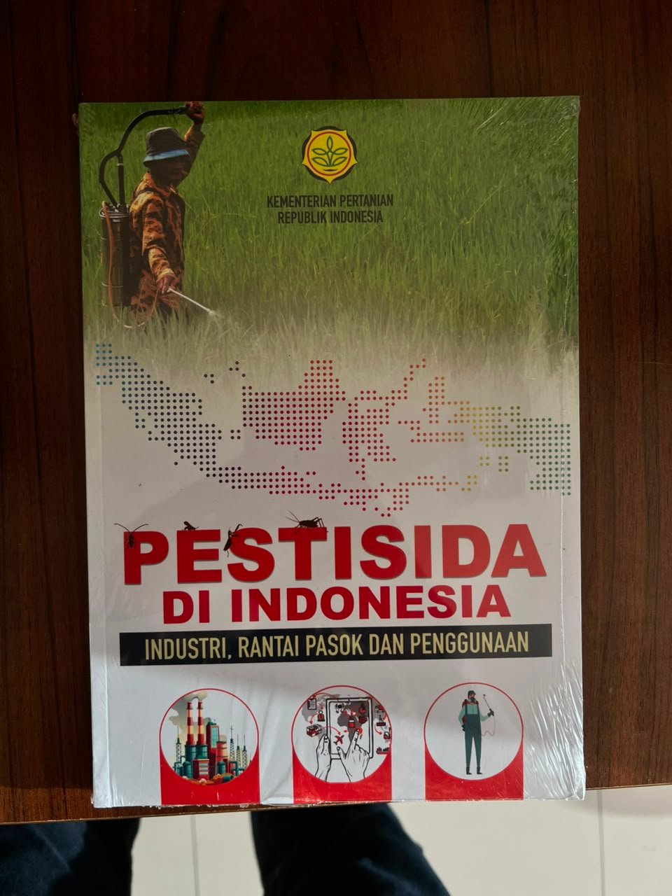 Cover Pestisida di Indonesia: Industri, Rantai Pasok, dan Penggunaan